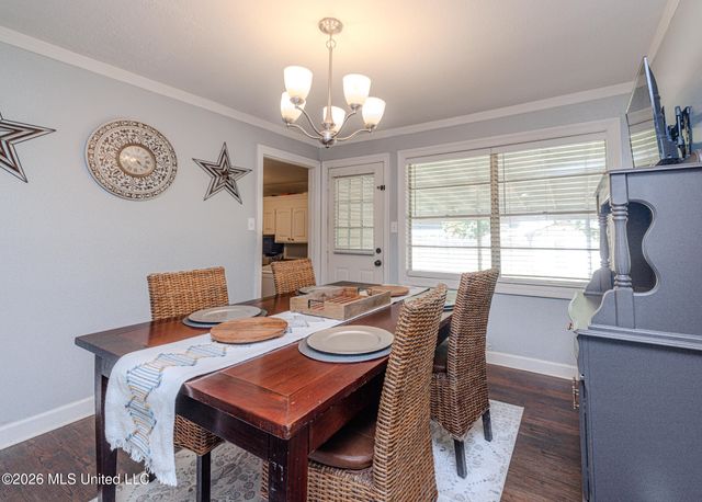 201 Donna Circle, Richland, MS 39218
