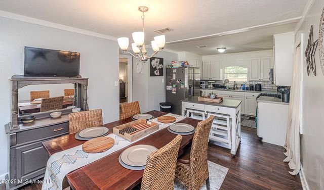 201 Donna Circle, Richland, MS 39218