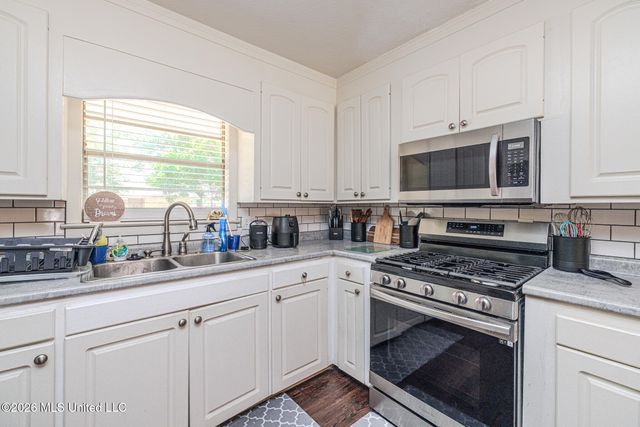 201 Donna Circle, Richland, MS 39218