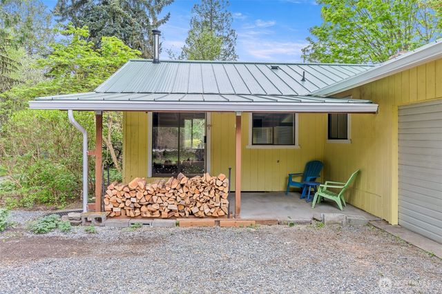8307 230th Avenue E, Buckley, WA 98321
