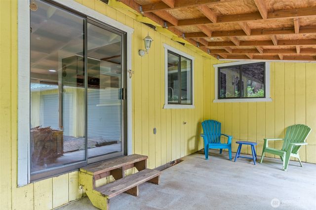 8307 230th Avenue E, Buckley, WA 98321