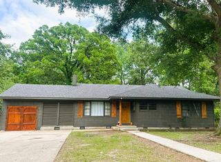 803 Maple St, Crossett, AR 71635
