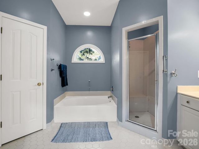 276 Cambridge Drive, Brevard, NC 28712