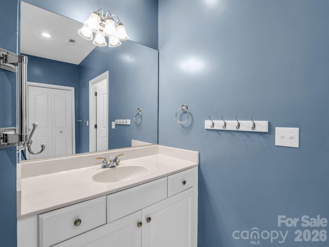 276 Cambridge Drive, Brevard, NC 28712
