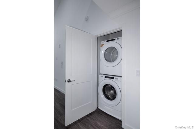 116 Searing Avenue PHN409, Mineola, NY 11501