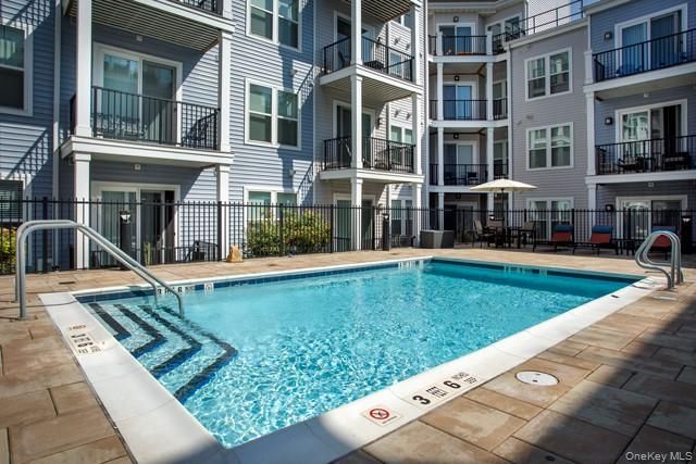 116 Searing Avenue PHN409, Mineola, NY 11501