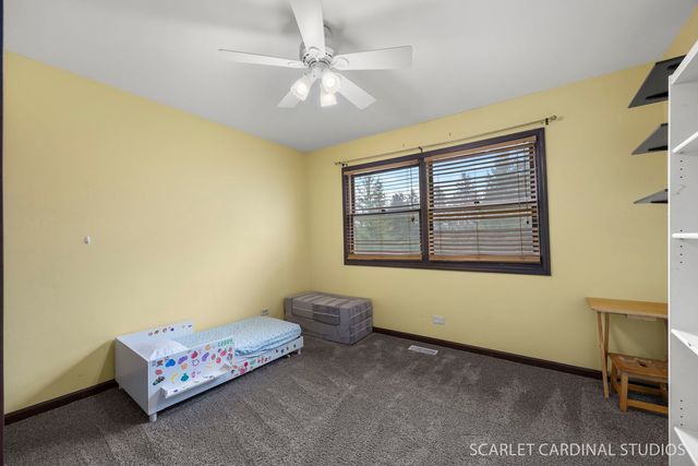 29W509 Point Oak Drive, Warrenville, IL 60555