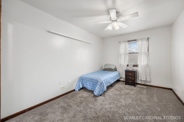 29W509 Point Oak Drive, Warrenville, IL 60555