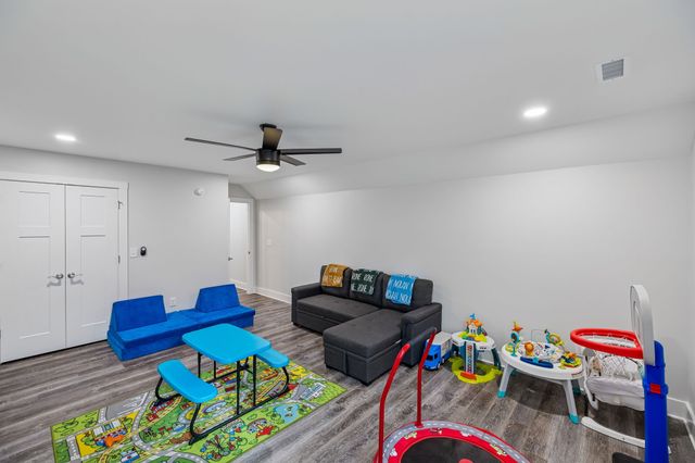 137 Campfire Ct, Winchester, TN 37398