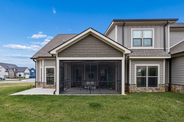 137 Campfire Ct, Winchester, TN 37398