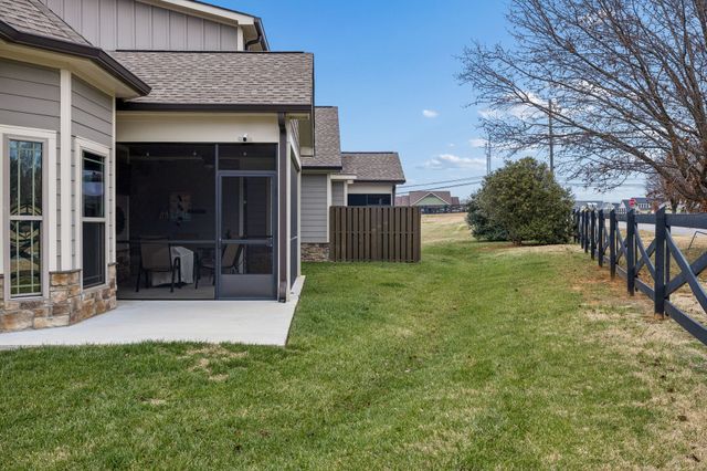 137 Campfire Ct, Winchester, TN 37398