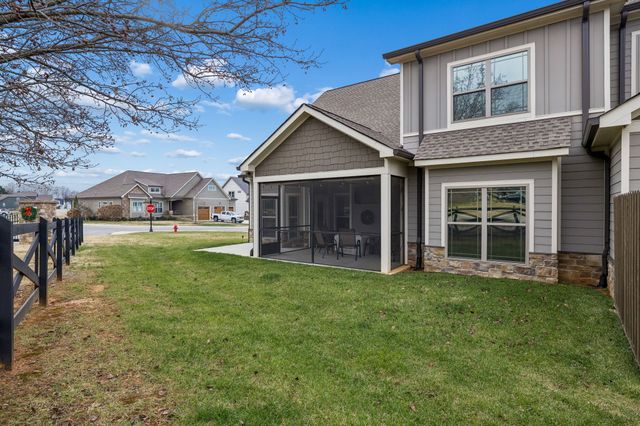 137 Campfire Ct, Winchester, TN 37398