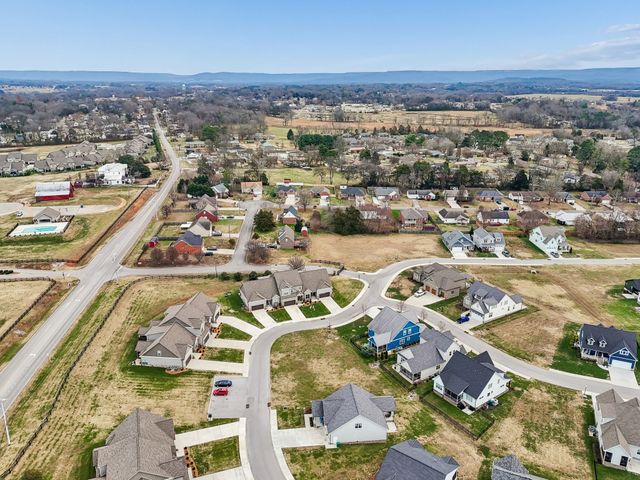 137 Campfire Ct, Winchester, TN 37398