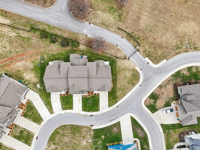 137 Campfire Ct, Winchester, TN 37398