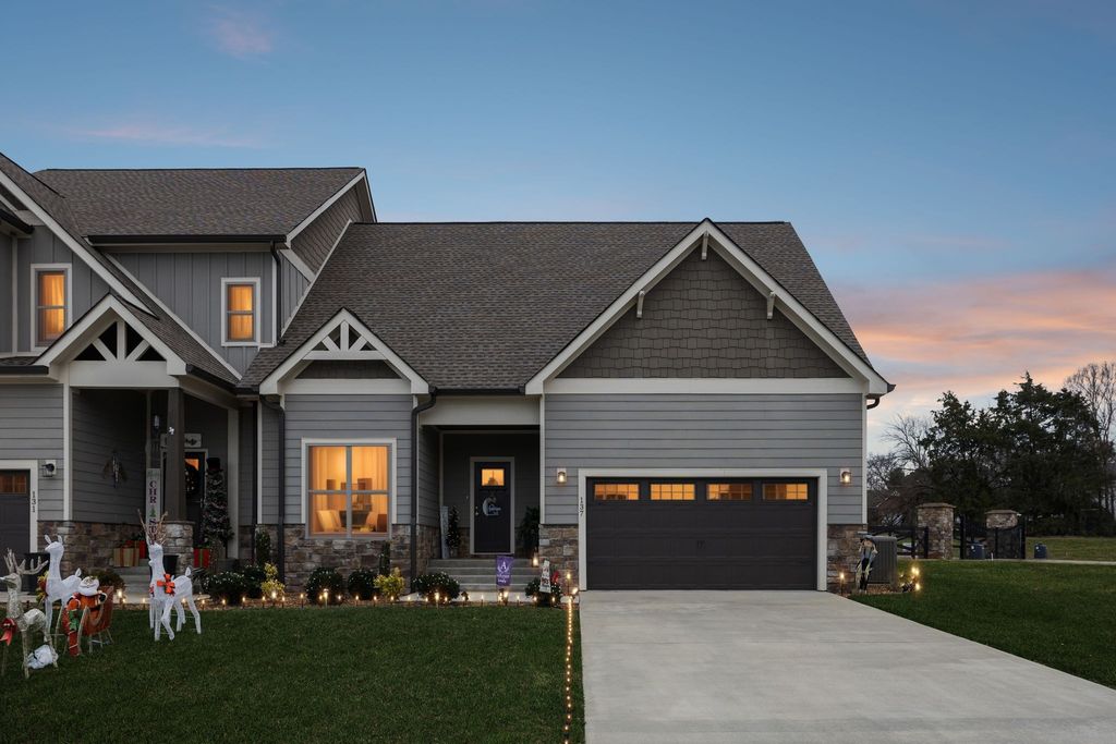 137 Campfire Ct, Winchester, TN 37398