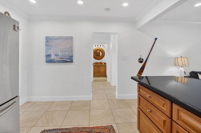 468 W Ocean Avenue, Boynton Beach, FL 33435