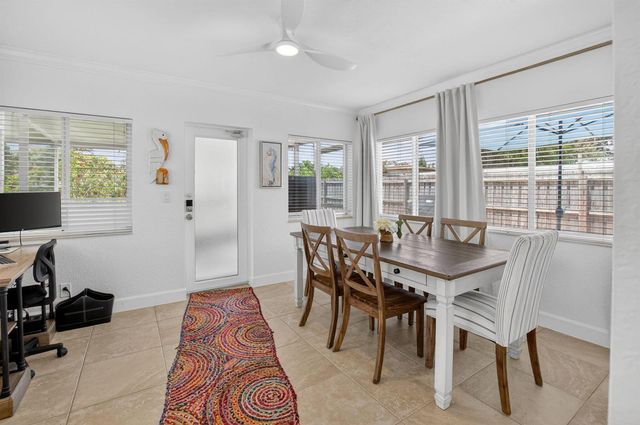 468 W Ocean Avenue, Boynton Beach, FL 33435