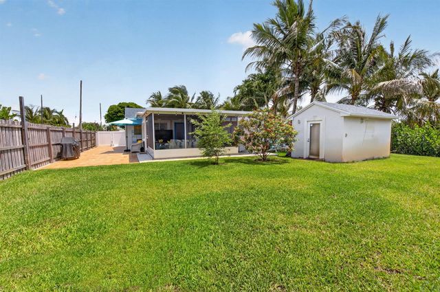 468 W Ocean Avenue, Boynton Beach, FL 33435