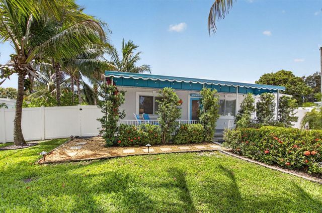 468 W Ocean Avenue, Boynton Beach, FL 33435