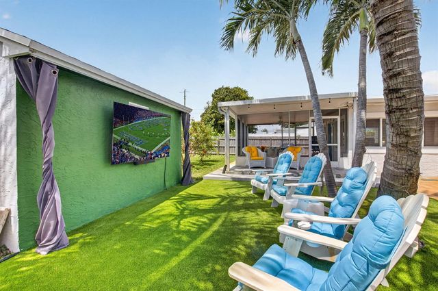 468 W Ocean Avenue, Boynton Beach, FL 33435