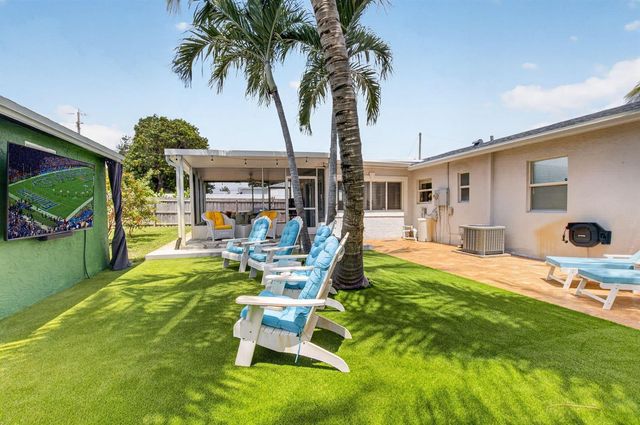 468 W Ocean Avenue, Boynton Beach, FL 33435