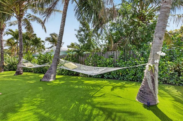 468 W Ocean Avenue, Boynton Beach, FL 33435