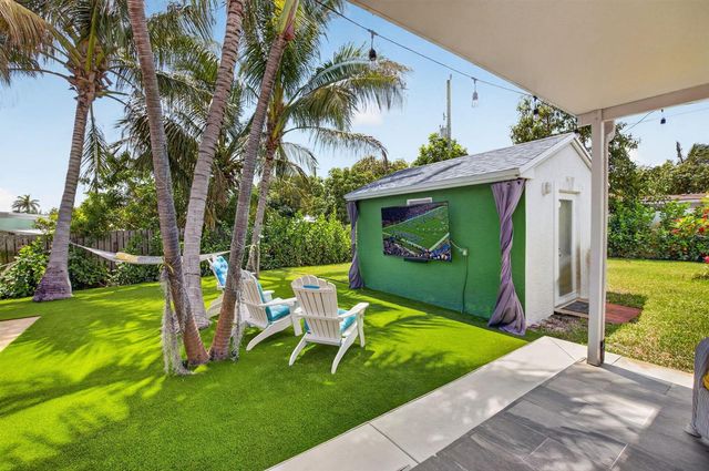 468 W Ocean Avenue, Boynton Beach, FL 33435