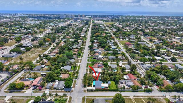 468 W Ocean Avenue, Boynton Beach, FL 33435