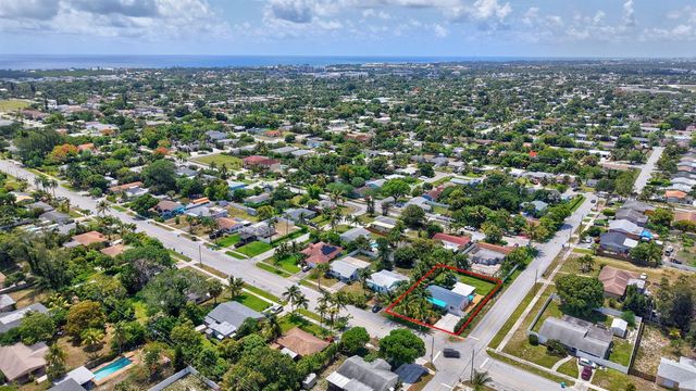 468 W Ocean Avenue, Boynton Beach, FL 33435