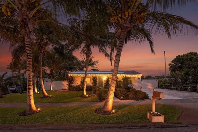 468 W Ocean Avenue, Boynton Beach, FL 33435