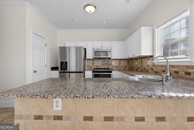 1070 Johns Landing Court, Lawrenceville, GA 30045