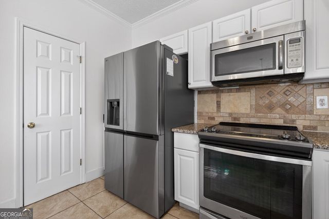 1070 Johns Landing Court, Lawrenceville, GA 30045