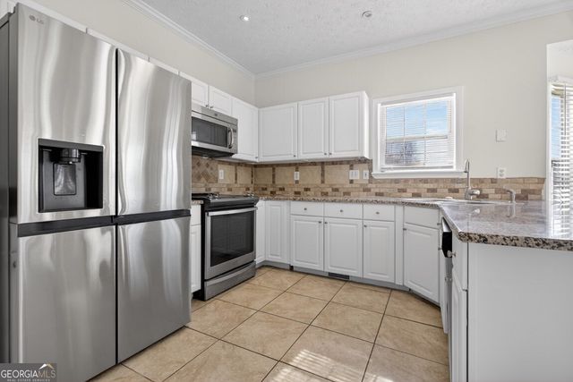 1070 Johns Landing Court, Lawrenceville, GA 30045