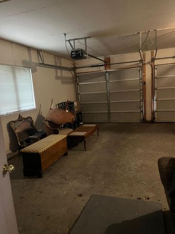 772 Hidden Oak Trail 1b, Hobart, IN 46342