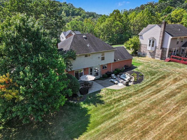 1988 Crescent Terrace, Crescent Springs, KY 41017