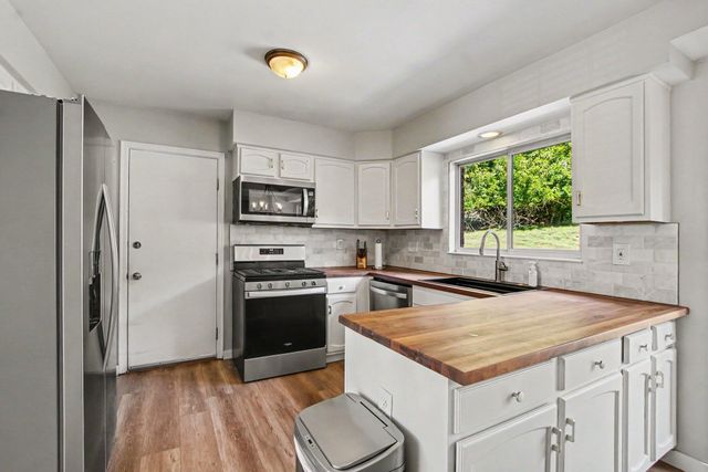 1988 Crescent Terrace, Crescent Springs, KY 41017