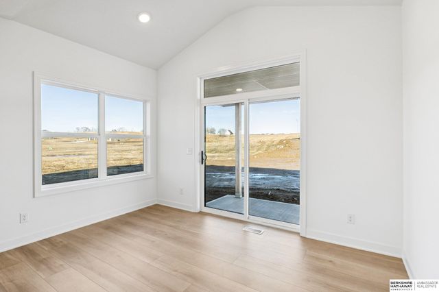 18322 Schirra Street, Gretna, NE 68028