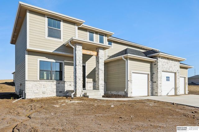 18322 Schirra Street, Gretna, NE 68028