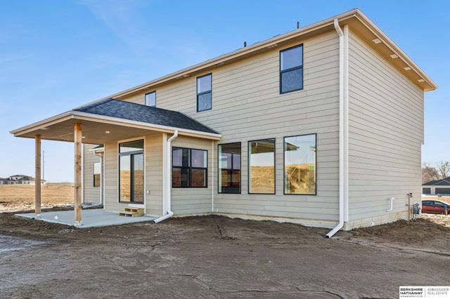 18322 Schirra Street, Gretna, NE 68028