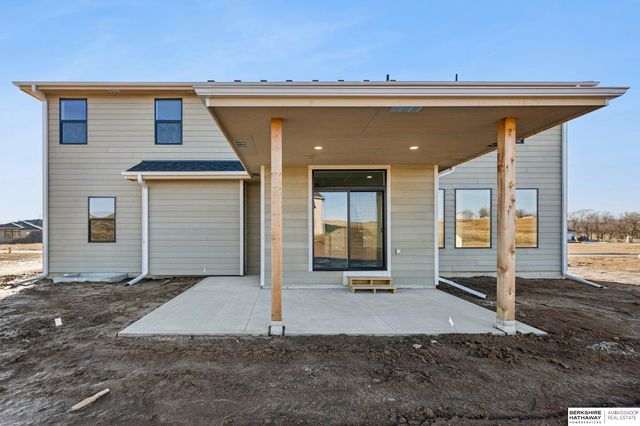 18322 Schirra Street, Gretna, NE 68028