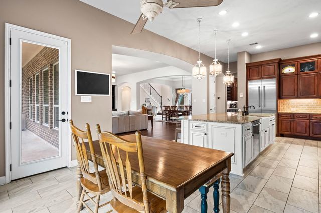 8935 Wandering Willow Drive, Richmond, TX 77406