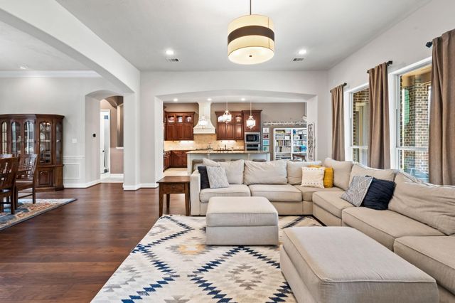 8935 Wandering Willow Drive, Richmond, TX 77406