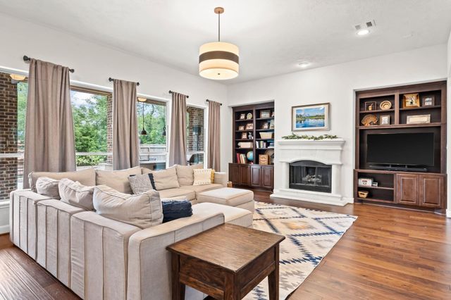 8935 Wandering Willow Drive, Richmond, TX 77406