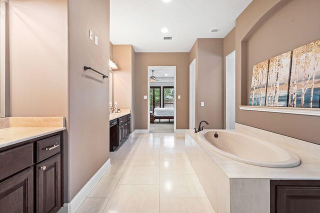8935 Wandering Willow Drive, Richmond, TX 77406