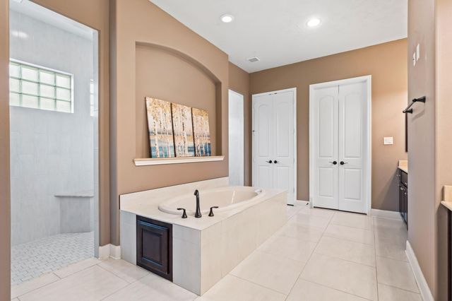 8935 Wandering Willow Drive, Richmond, TX 77406