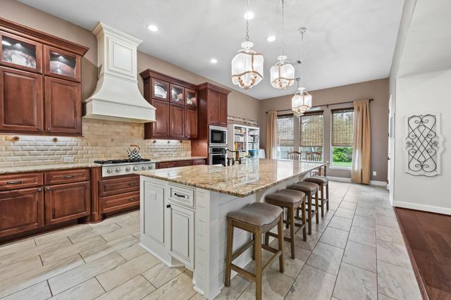 8935 Wandering Willow Drive, Richmond, TX 77406