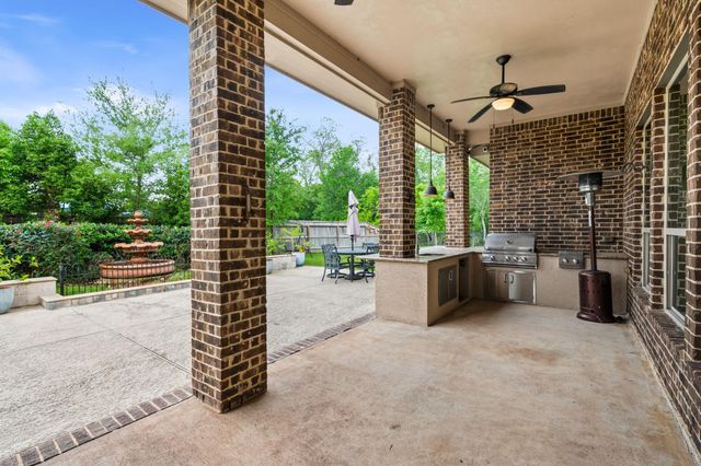 8935 Wandering Willow Drive, Richmond, TX 77406