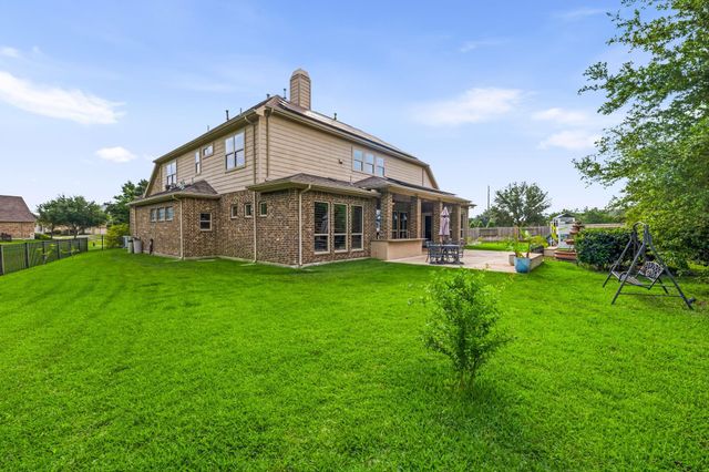 8935 Wandering Willow Drive, Richmond, TX 77406