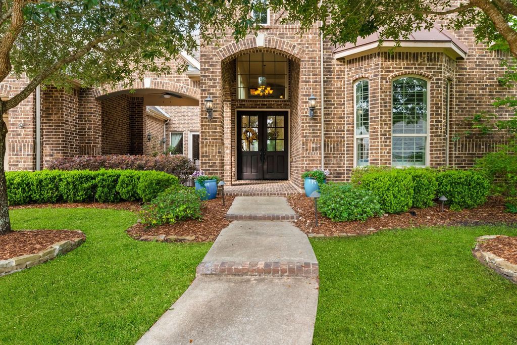 8935 Wandering Willow Drive, Richmond, TX 77406
