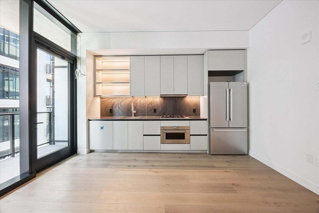 610 Davis ST 2806, Austin, TX 78701